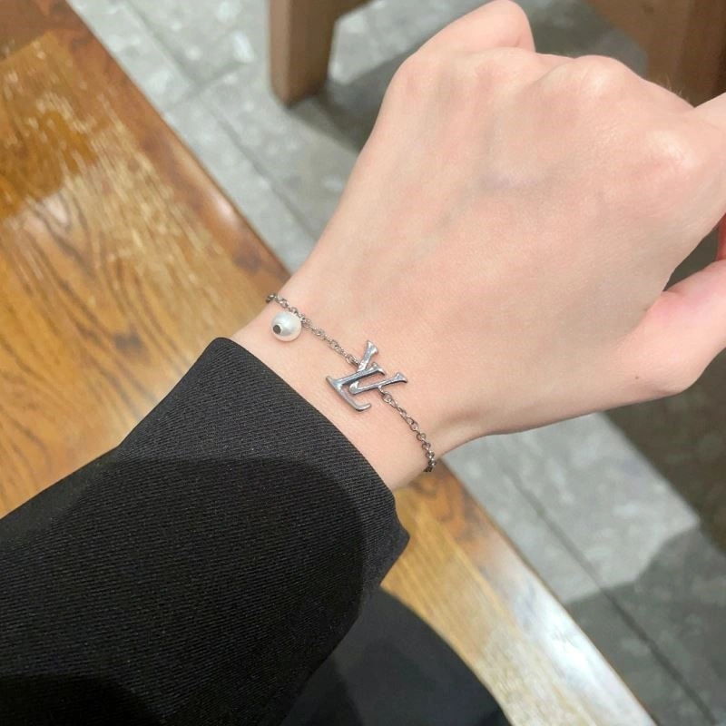 Louis Vuitton Bracelets WaterResistant 249935