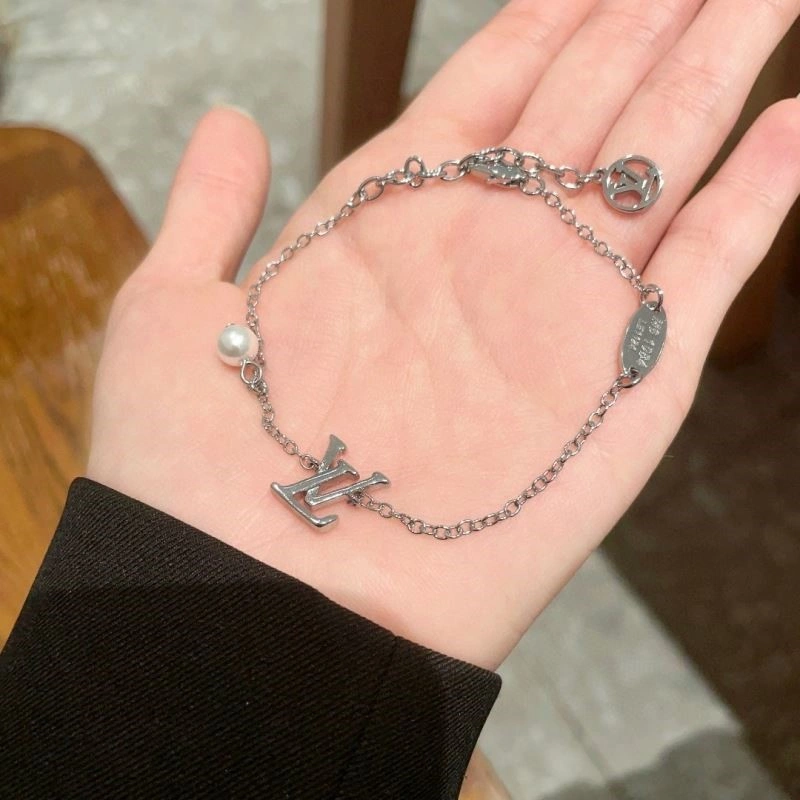 Louis Vuitton Bracelets WaterResistant 249935