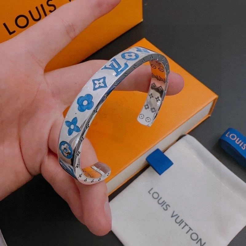 Louis Vuitton Bracelets FastDry 249923