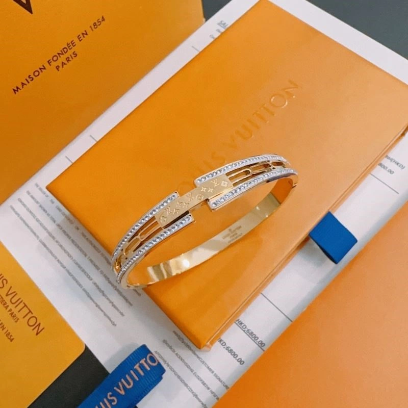 Louis Vuitton Bracelets EyeCatching 249931