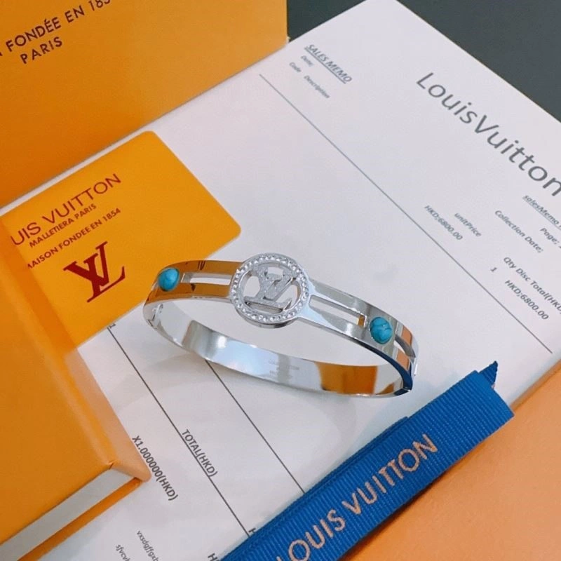 Louis Vuitton Bracelets Durable 249932