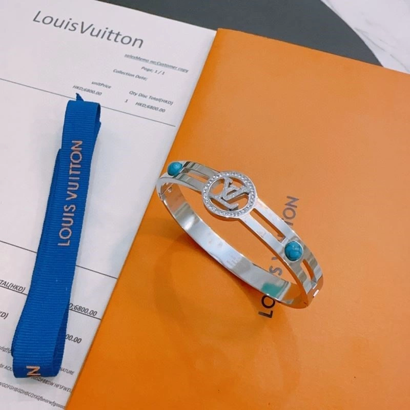 Louis Vuitton Bracelets Durable 249932