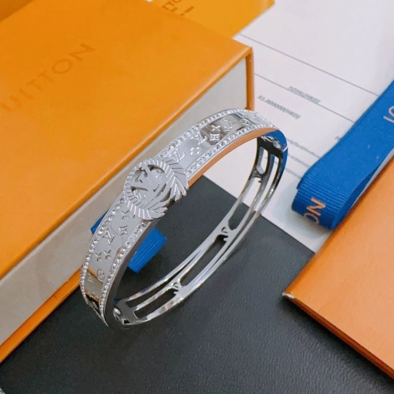 AllSeason Louis Vuitton Bracelets 249921