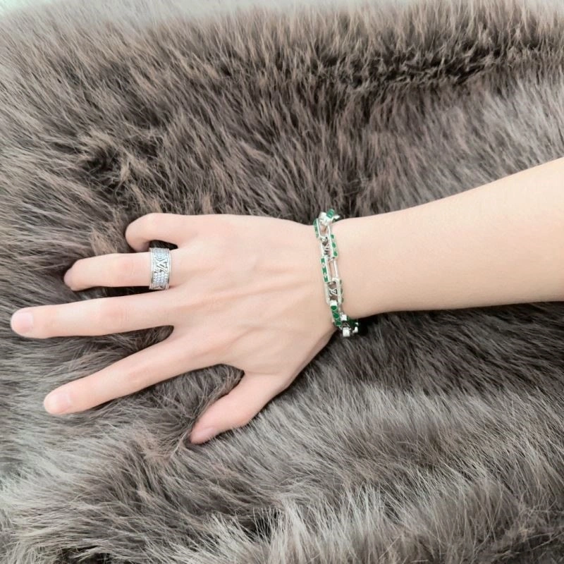 EasyMatch Louis Vuitton Bracelets 249944