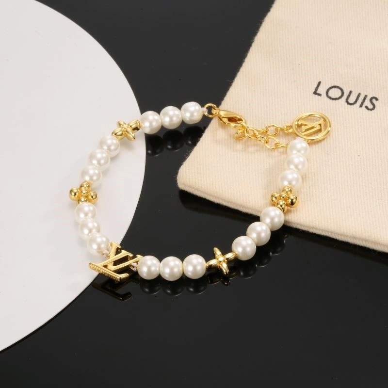 Louis Vuitton Bracelets TechFriendly 249937