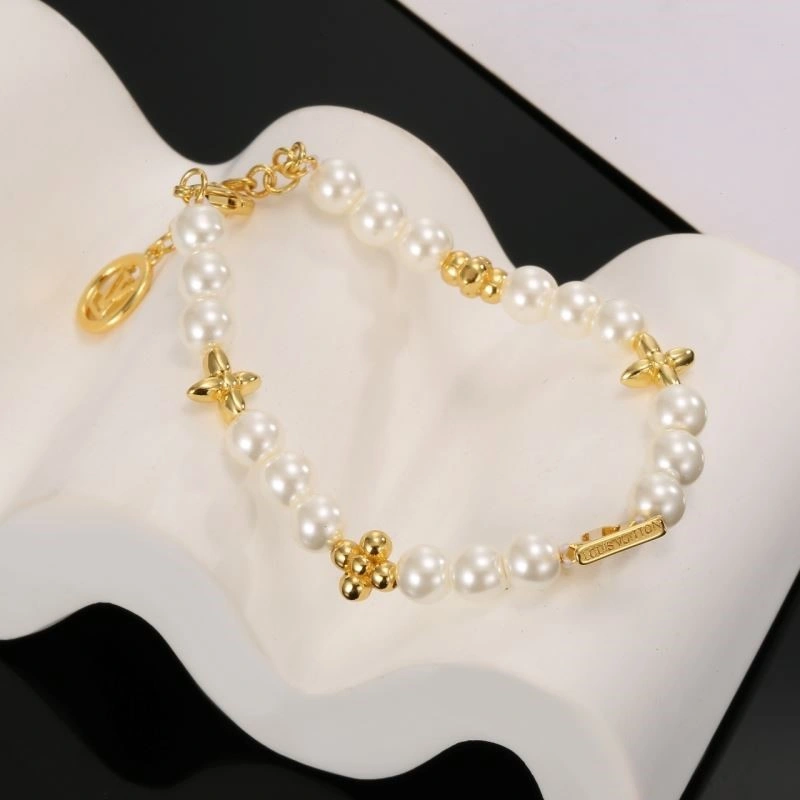 Louis Vuitton Bracelets TechFriendly 249937