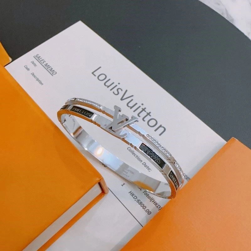 Louis Vuitton Bracelets Durable 249915