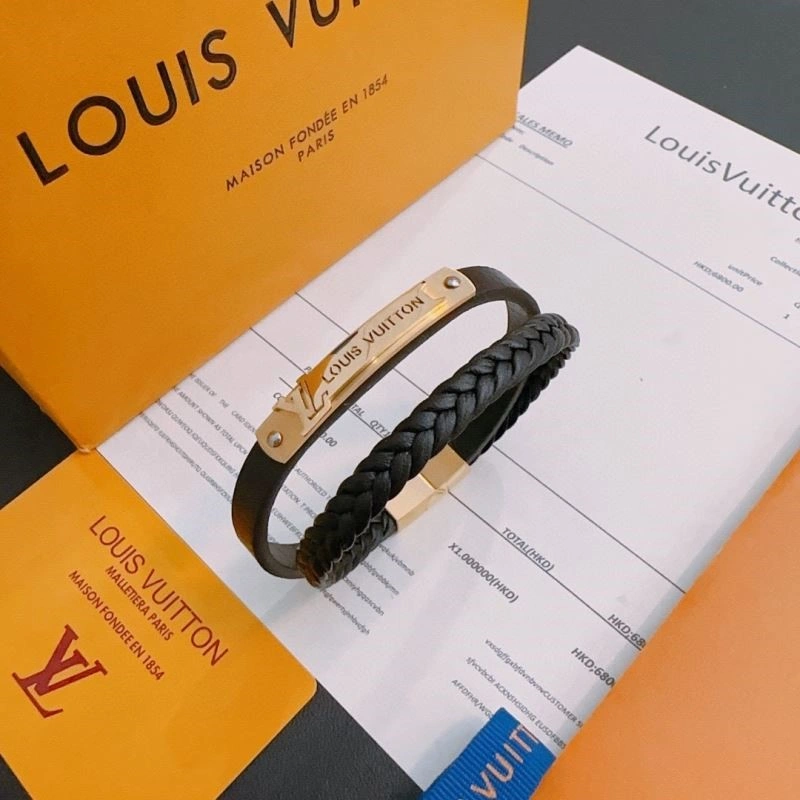 Breathable Louis Vuitton Bracelets 249916
