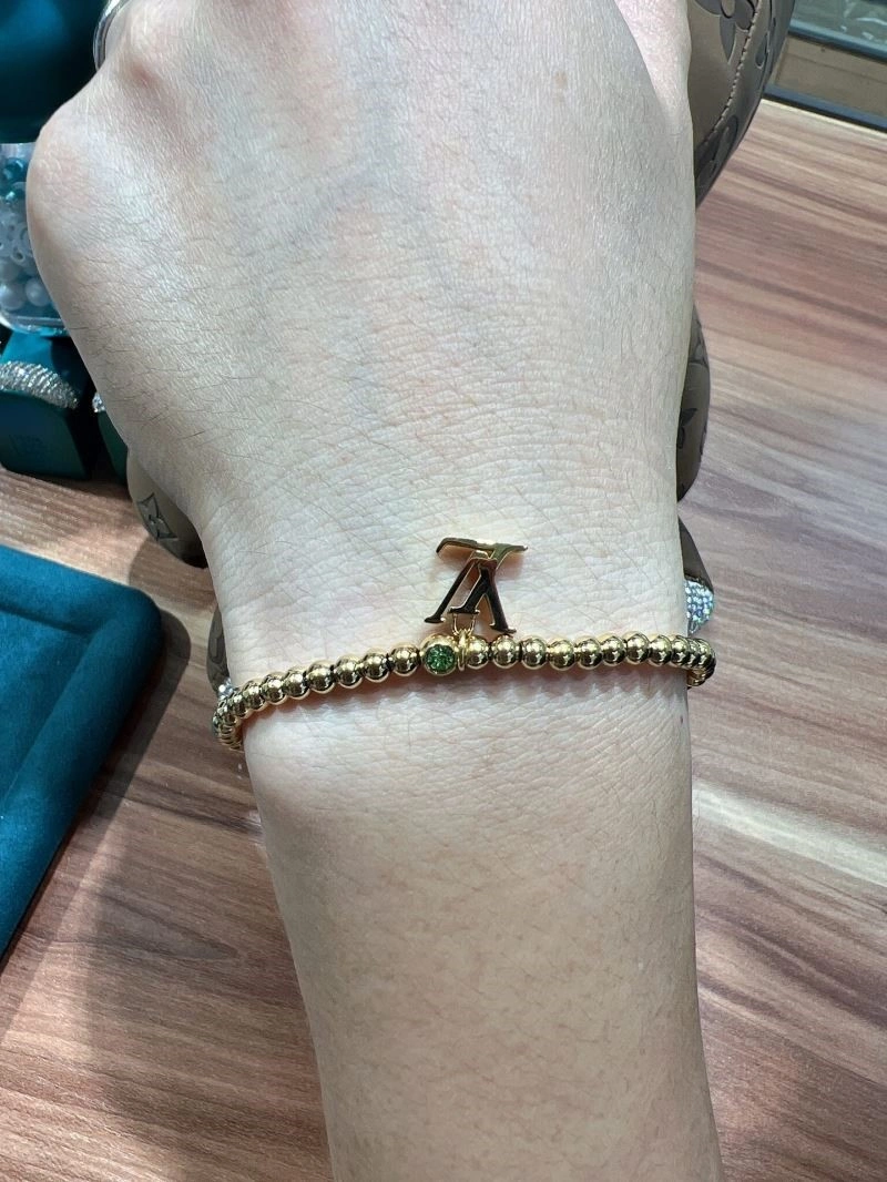 Louis Vuitton Bracelets Functional 249877