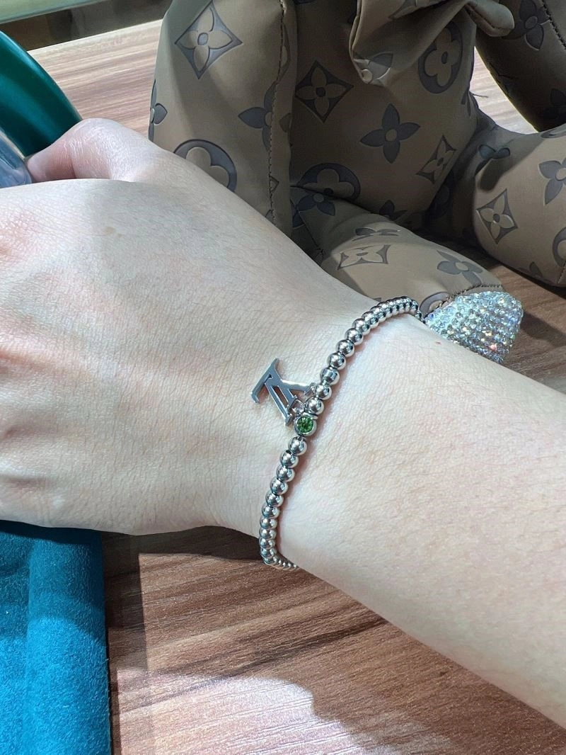 EasyMatch Louis Vuitton Bracelets 249889