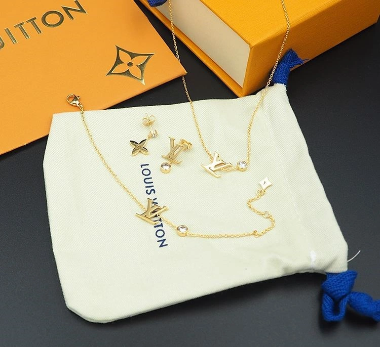 WaterResistant Louis Vuitton Bracelets 249896