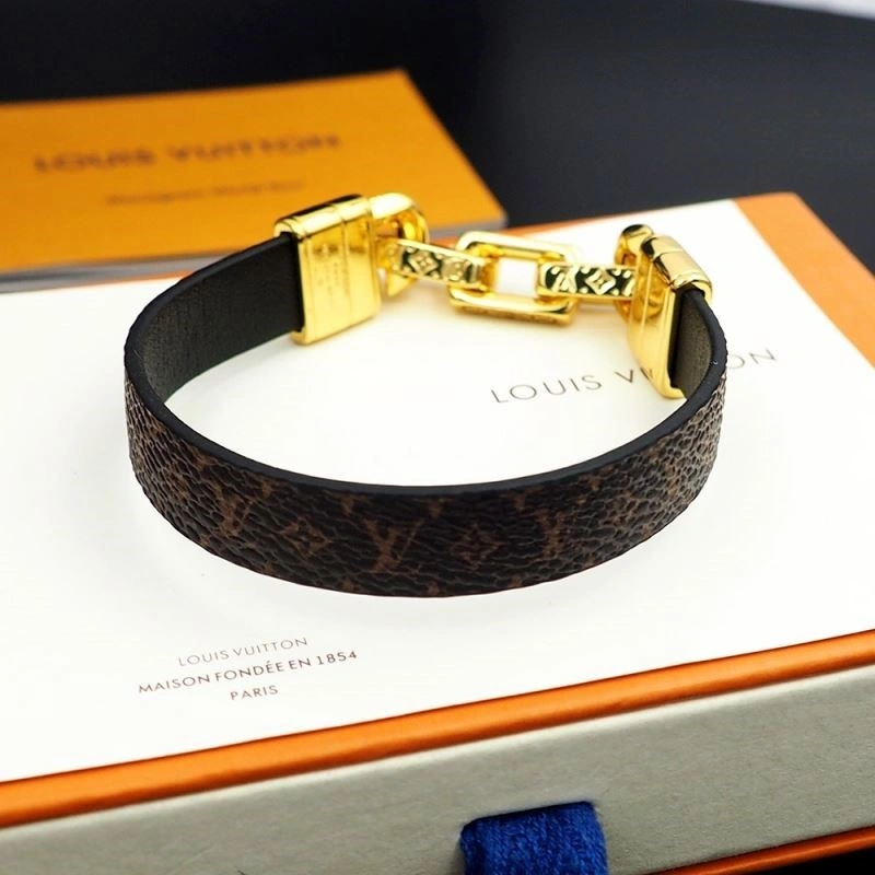 Louis Vuitton Bracelets FastDry 249882