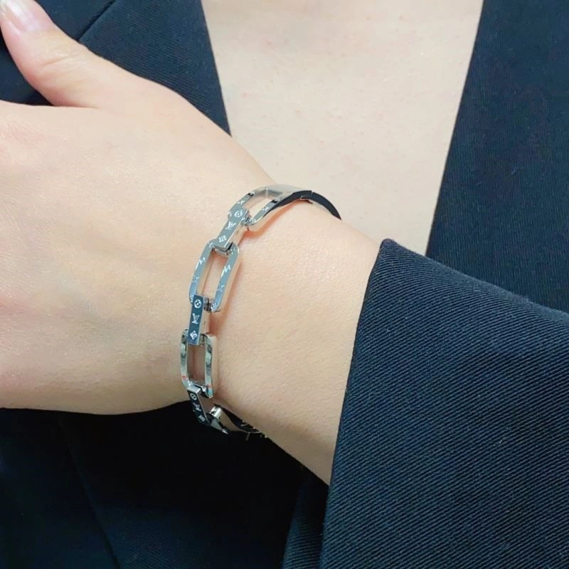 Louis Vuitton Bracelets QuickDry 249900