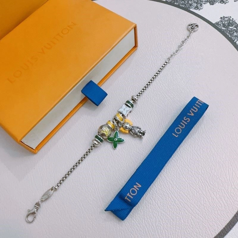 Louis Vuitton Bracelets Comfortable 249901