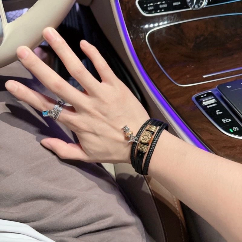 Unique Louis Vuitton Bracelets 249892