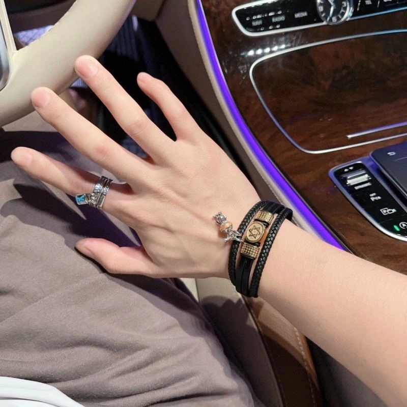 Unique Louis Vuitton Bracelets 249892