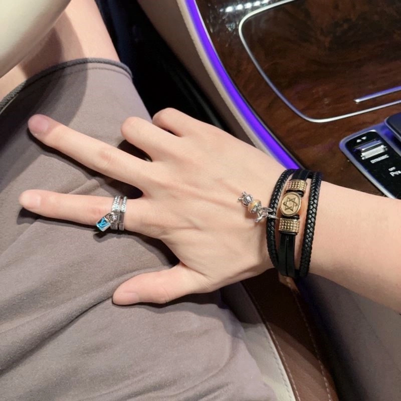 Unique Louis Vuitton Bracelets 249892