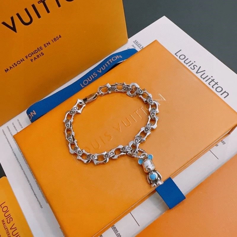 Louis Vuitton Bracelets Comfortable 249879