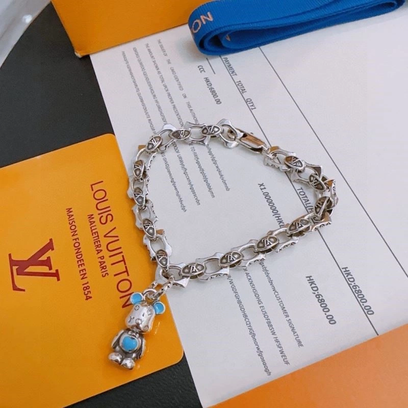 Louis Vuitton Bracelets Comfortable 249879
