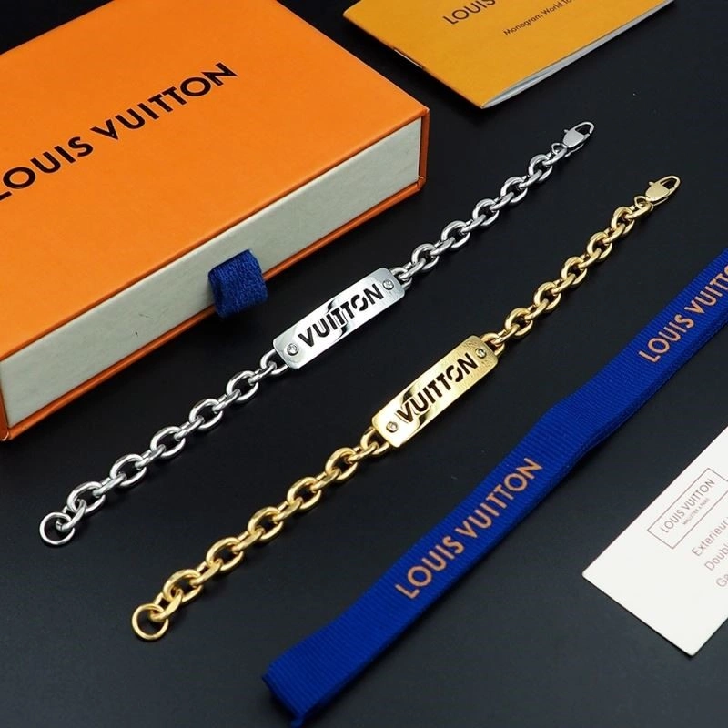 Breathable Louis Vuitton Bracelets 249878
