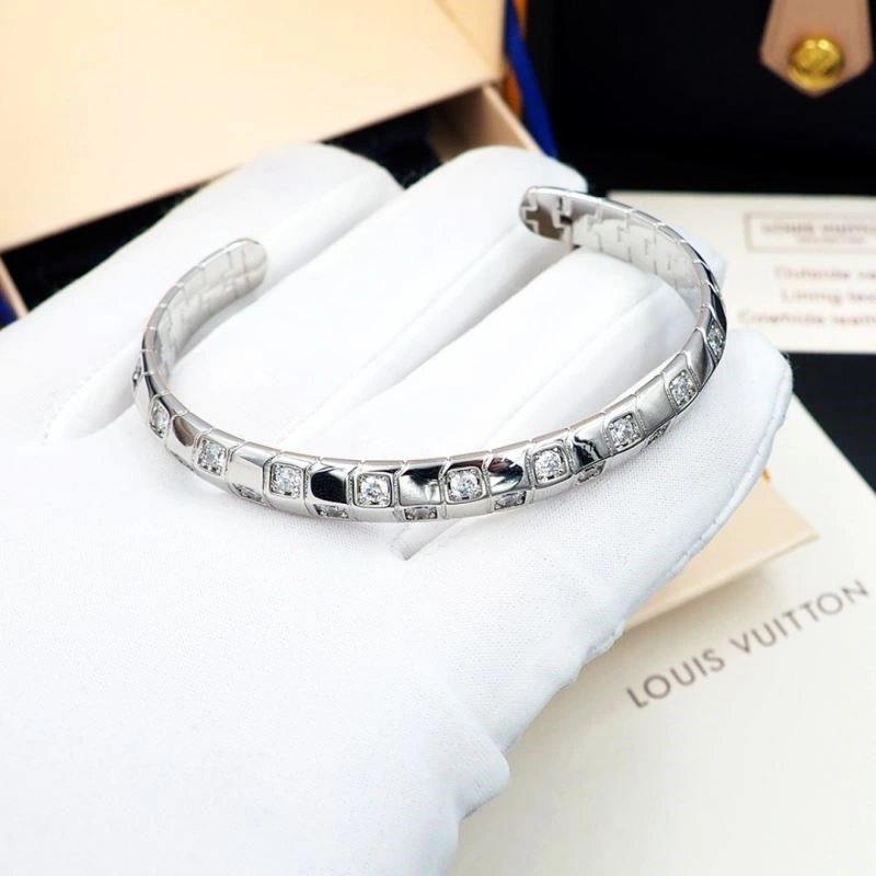 Youthful Louis Vuitton Bracelets 249902