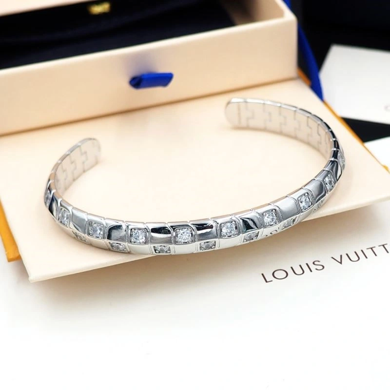 Youthful Louis Vuitton Bracelets 249902