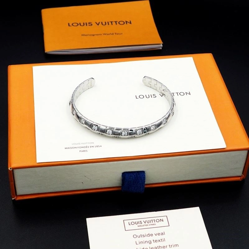 Youthful Louis Vuitton Bracelets 249902