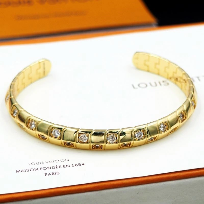 Efficient Louis Vuitton Bracelets 249891