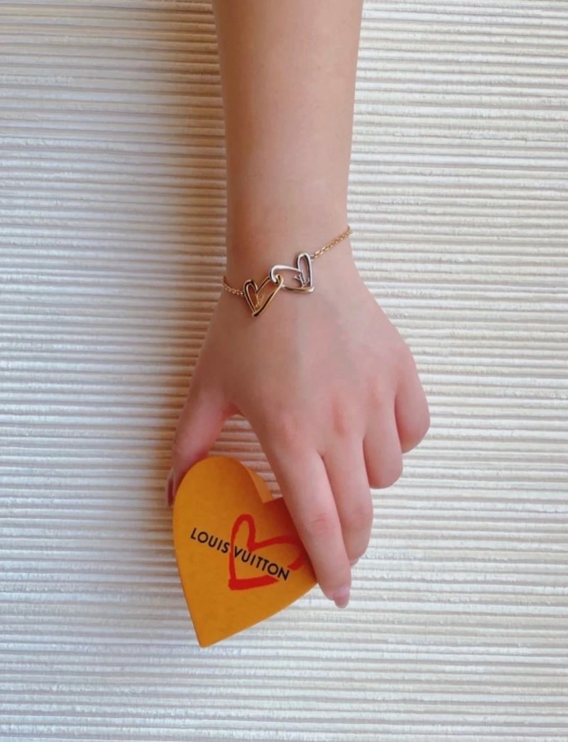 Durable Louis Vuitton Bracelets 249885