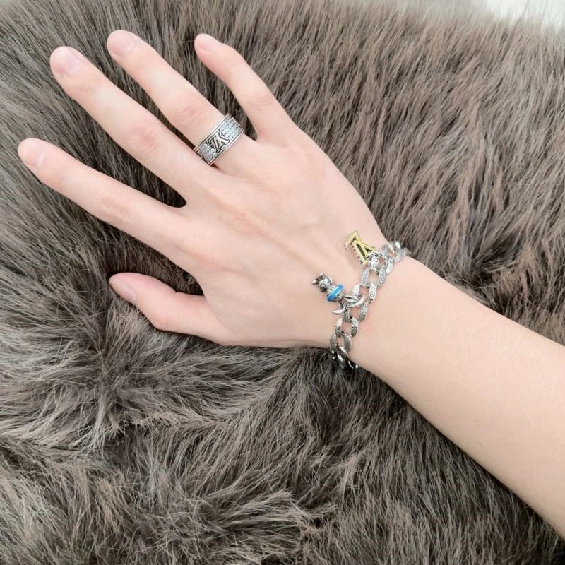 Durable Louis Vuitton Bracelets 249875