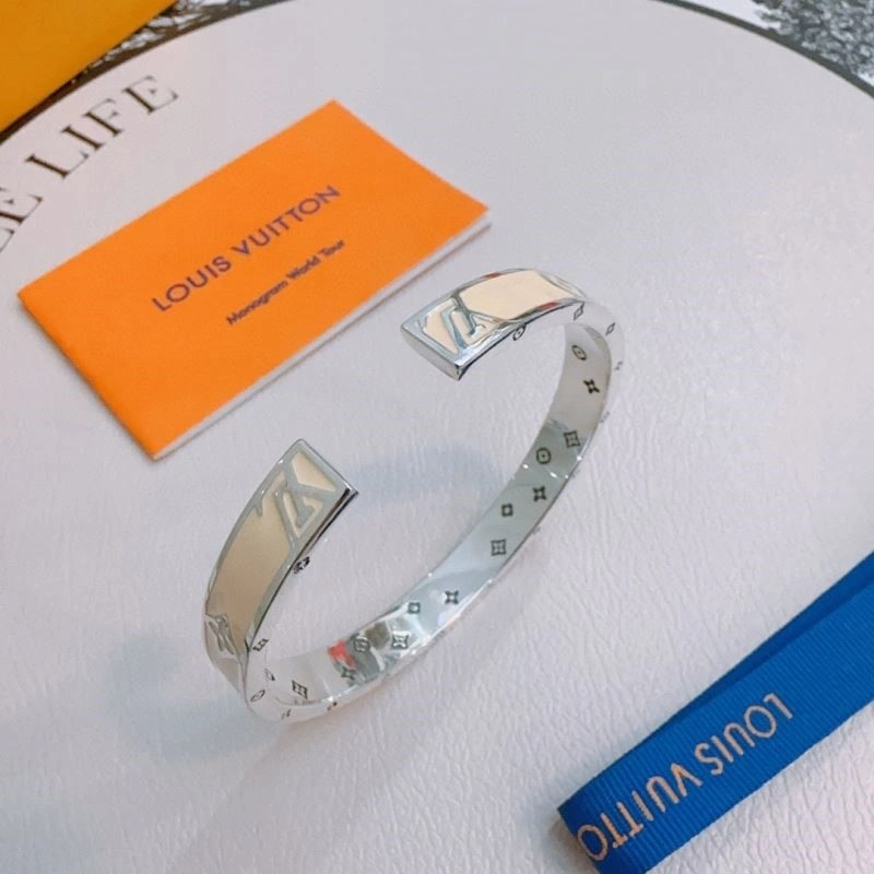 Casual Louis Vuitton Bracelets 249872