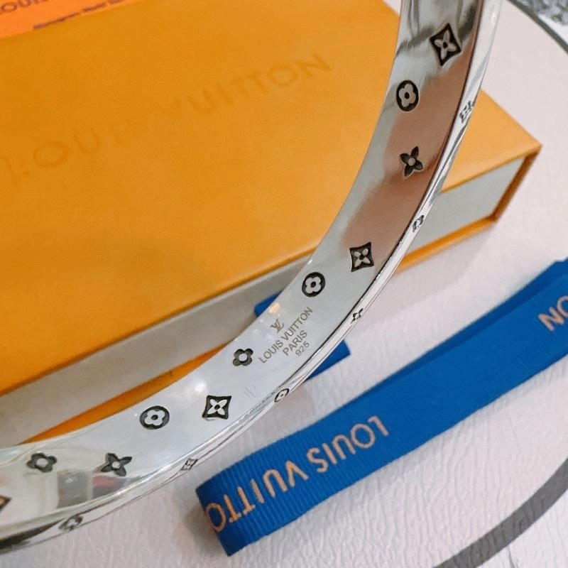 Casual Louis Vuitton Bracelets 249872