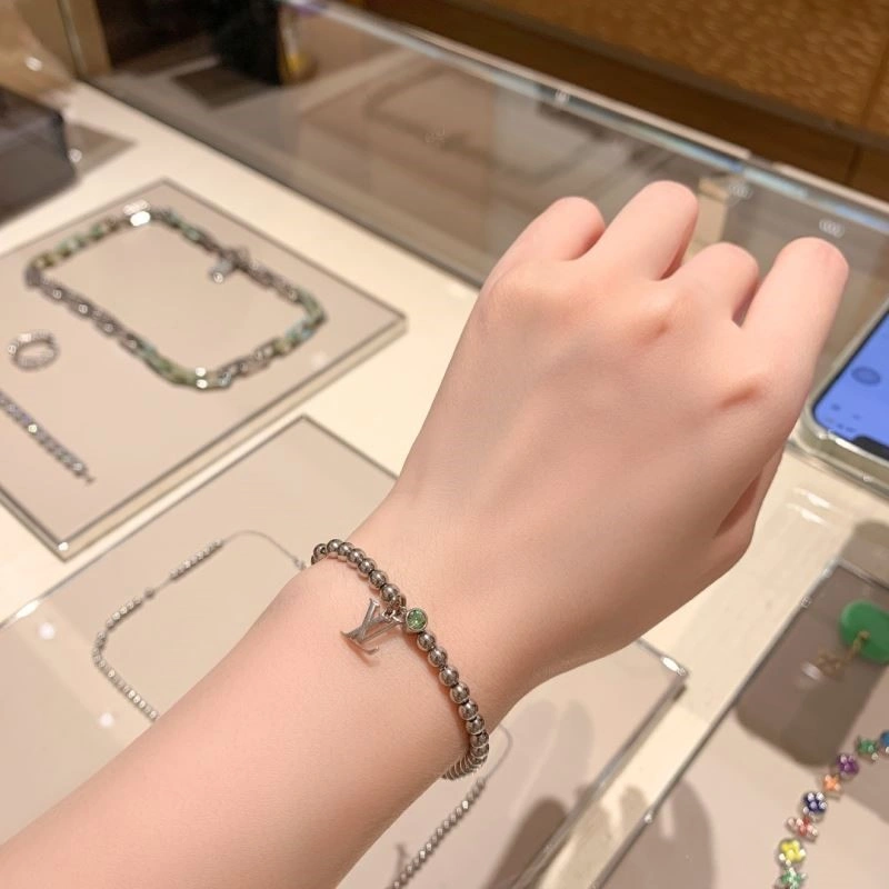SunProtective Louis Vuitton Bracelets 249871