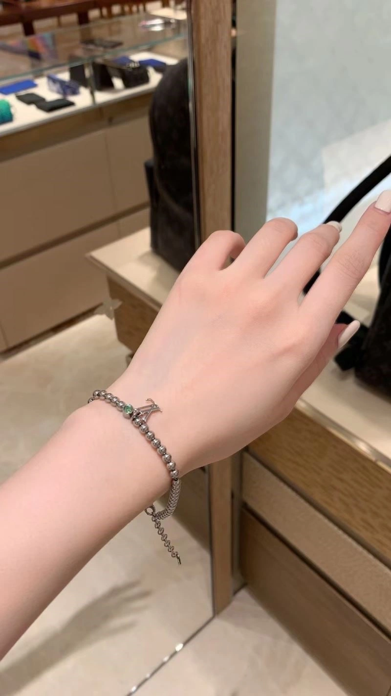 SunProtective Louis Vuitton Bracelets 249871