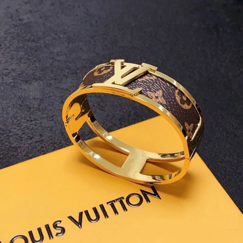 Louis Vuitton Bracelets FastDry 249861