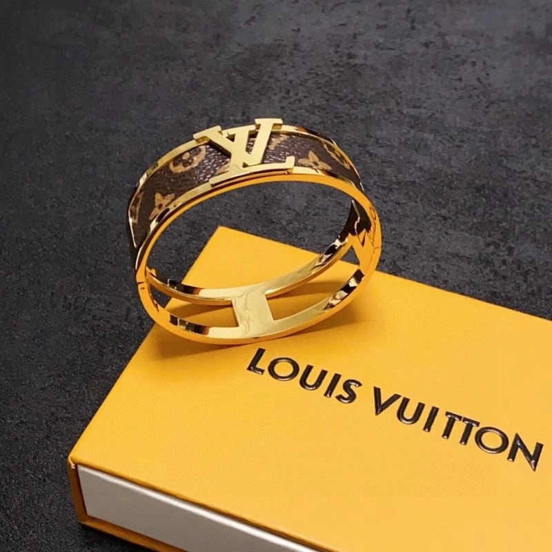 Louis Vuitton Bracelets FastDry 249861