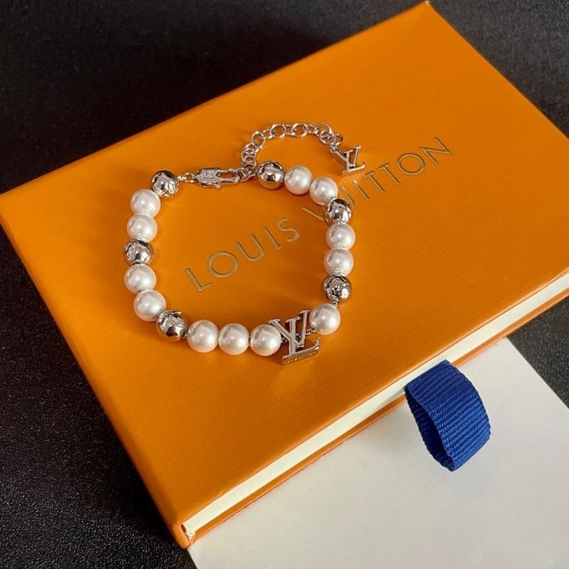 FlexibleFit Louis Vuitton Bracelets 249853