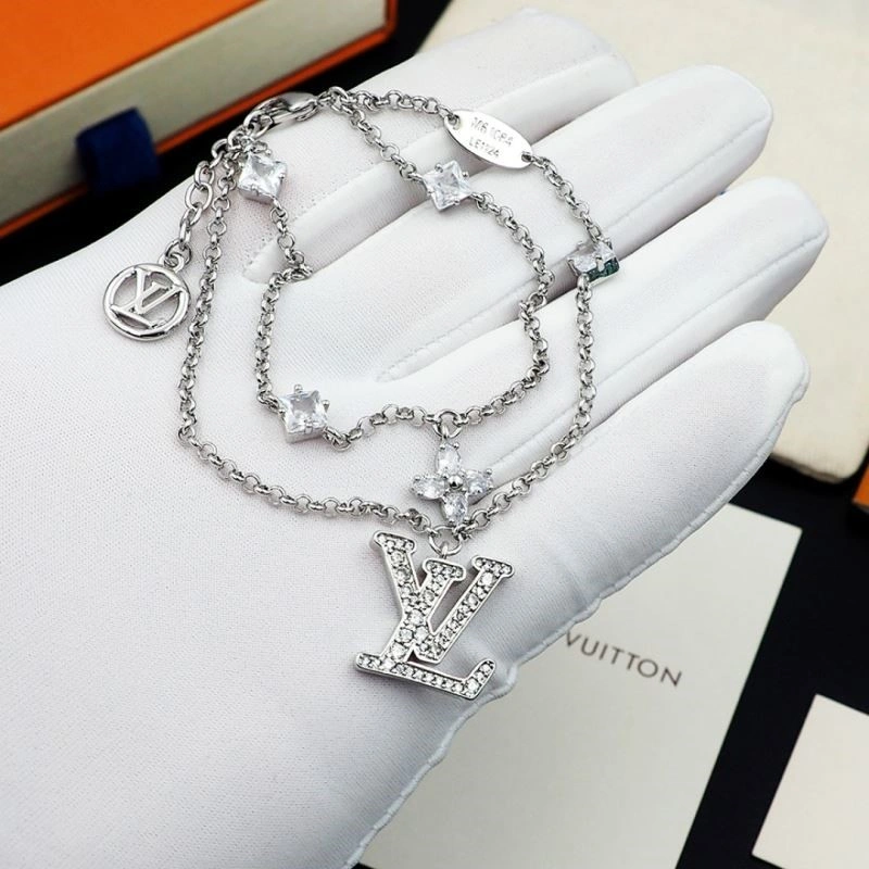 Louis Vuitton Bracelets SportInspired 249846