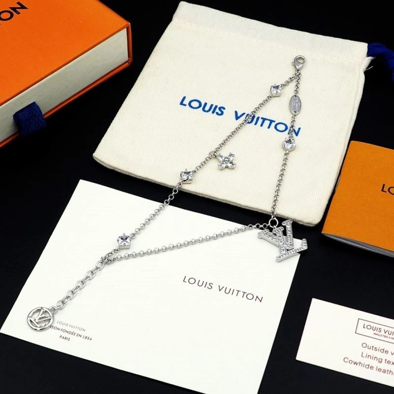Louis Vuitton Bracelets SportInspired 249846