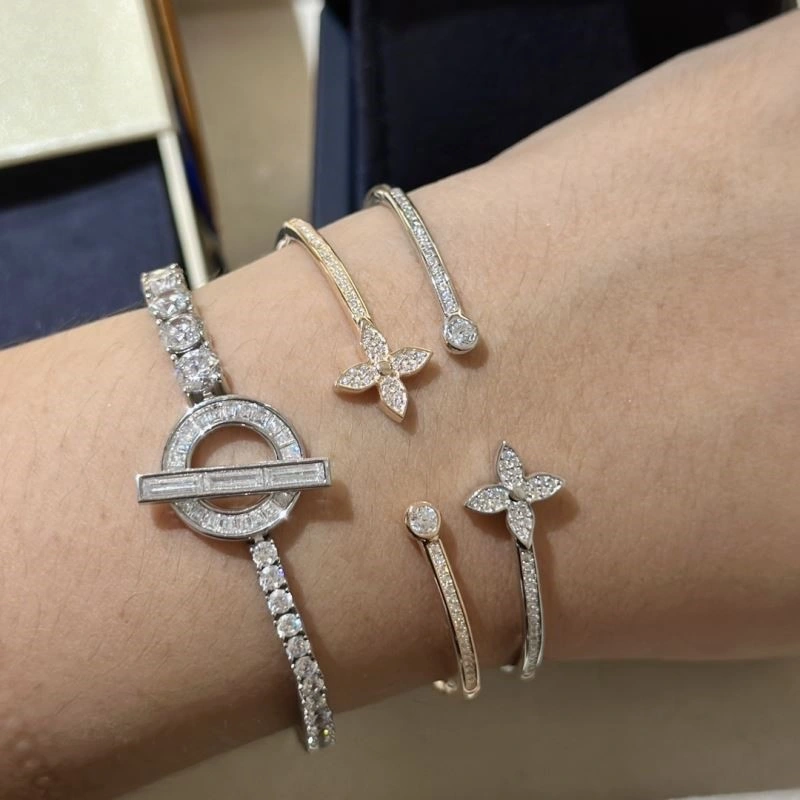 Louis Vuitton Bracelets Minimalist 249854