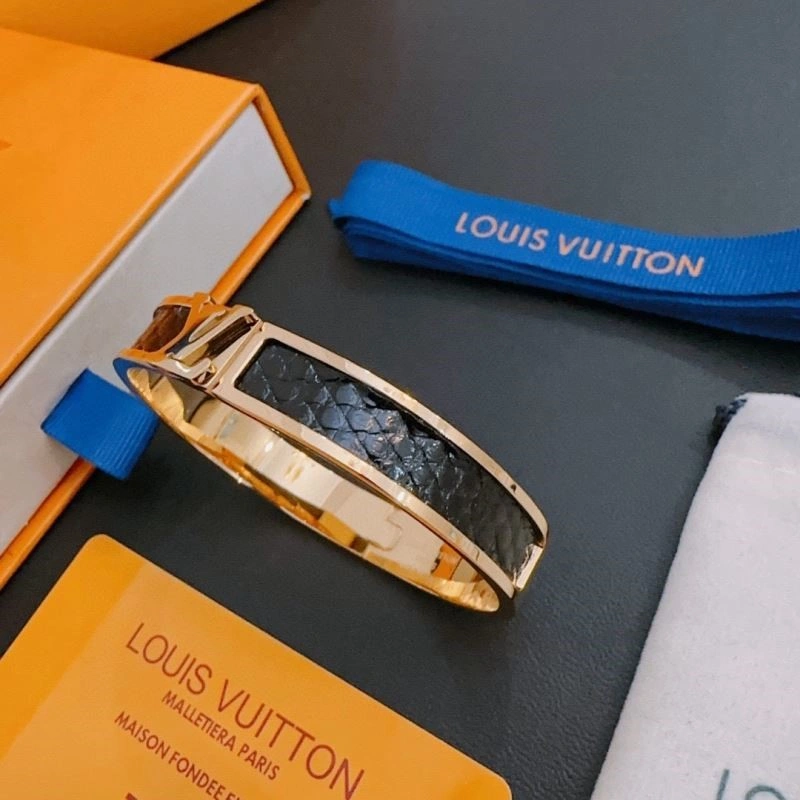 Louis Vuitton Bracelets Timeless 249866