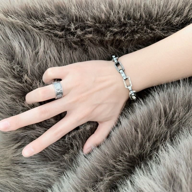 Louis Vuitton Bracelets GoodFit 249865