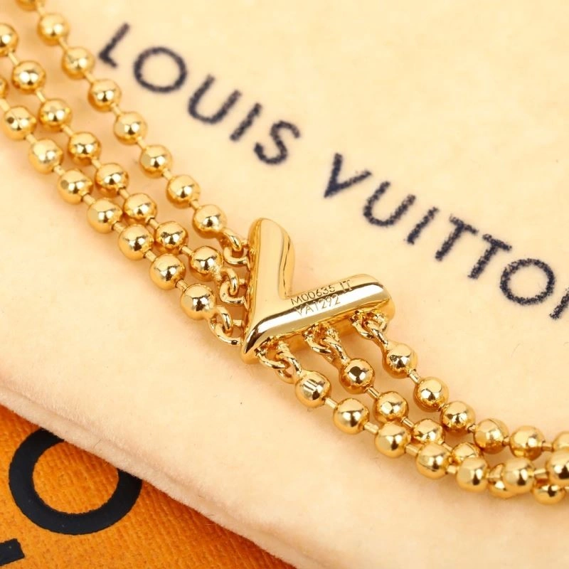 Louis Vuitton Bracelets Classic 249839