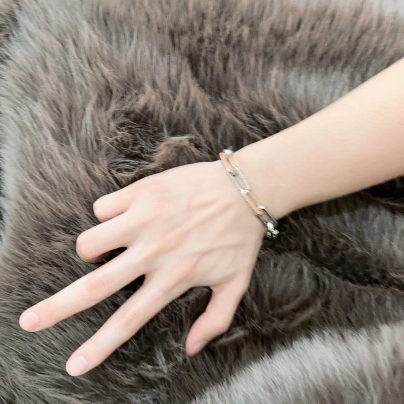 Louis Vuitton Bracelets MoistureWicking 249634