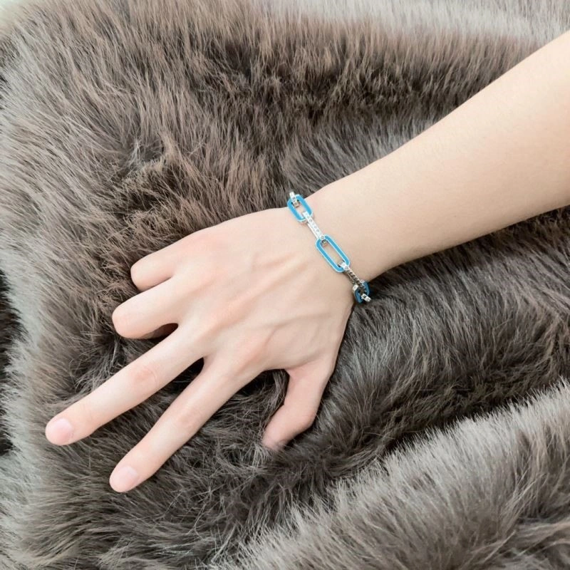 FreshLook Louis Vuitton Bracelets 249635