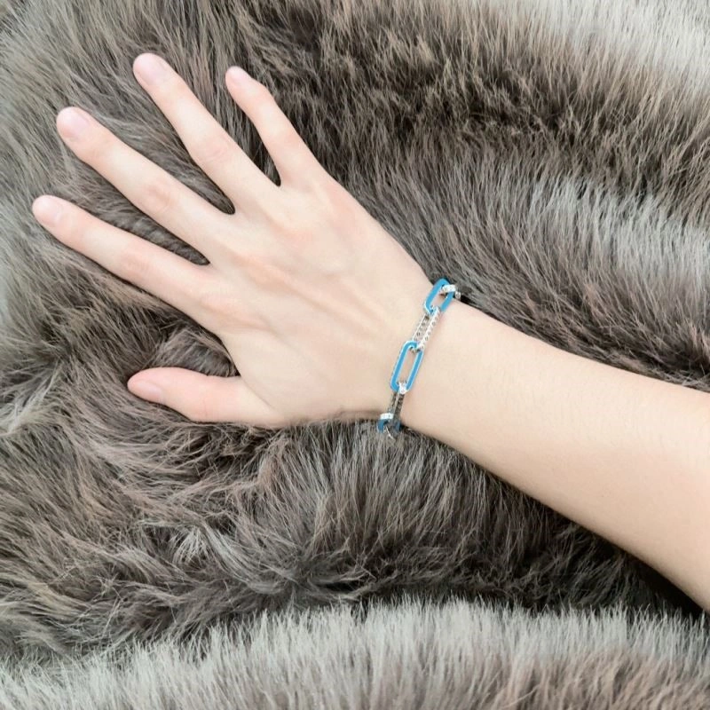 FreshLook Louis Vuitton Bracelets 249635
