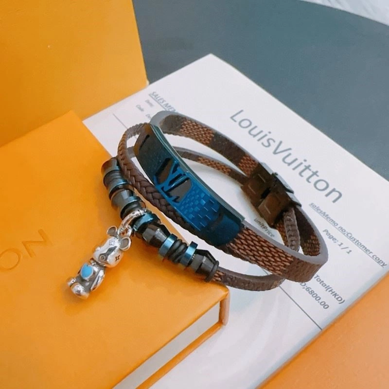 Chic Louis Vuitton Bracelets 249632