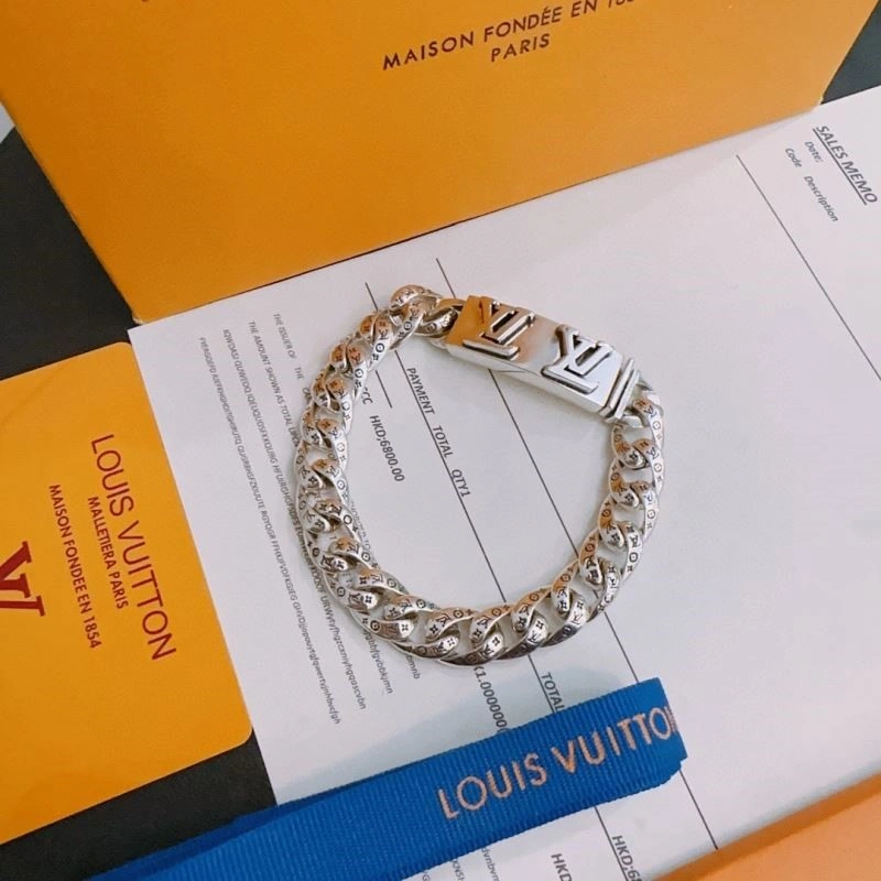 Unique Louis Vuitton Bracelets 249631
