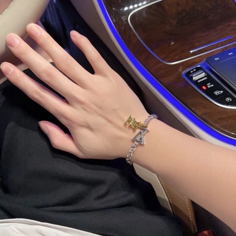 Louis Vuitton Bracelets WaterResistant 249627