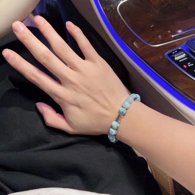 Louis Vuitton Bracelets Resilient 249619